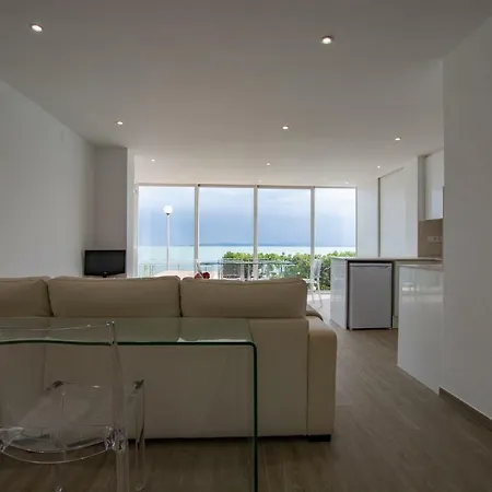 Apartamento Rocamar 26 Rosas